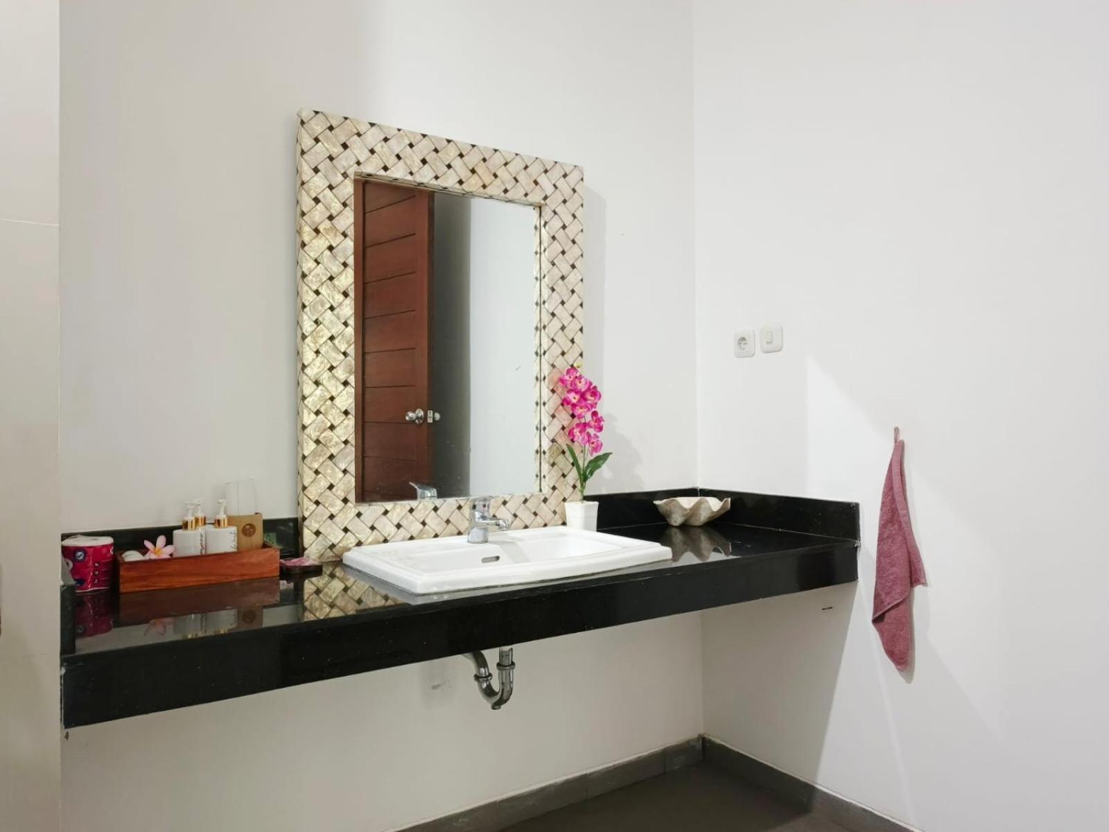 Villa Malathi Homey House With View